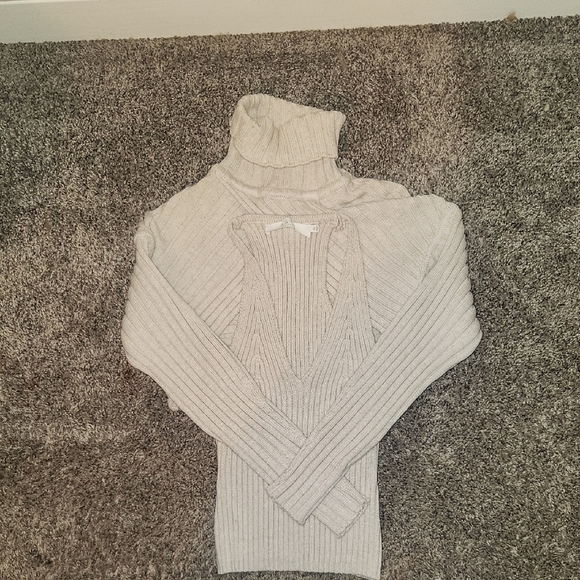 Astr Cream Chunky Knit Turtleneck Sweater - Picture 1 of 5